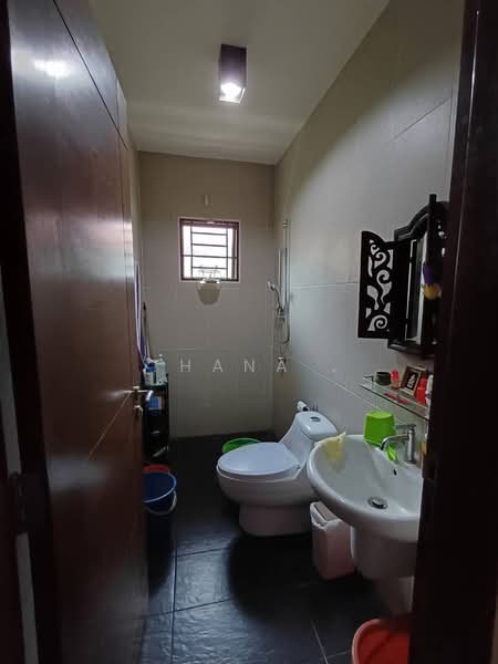 Link Bungalow for Sale in Taman Bukit Berlian (Seremban) - Thana . - PropertyGuru.com.my