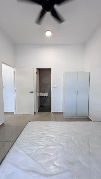 Servis Apartment untuk Disewa di Mesahill - Joan Loh - Bedroom - PropertyGuru.com.my