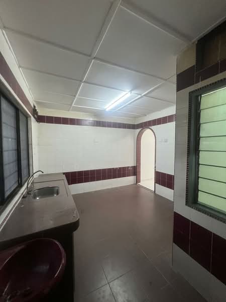 1-storey Terraced House for Sale in Skudai (Johor) - Ida Aziz - Kitchen - PropertyGuru.com.my