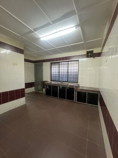1-storey Terraced House for Sale in Skudai (Johor) - Ida Aziz - Kitchen - PropertyGuru.com.my