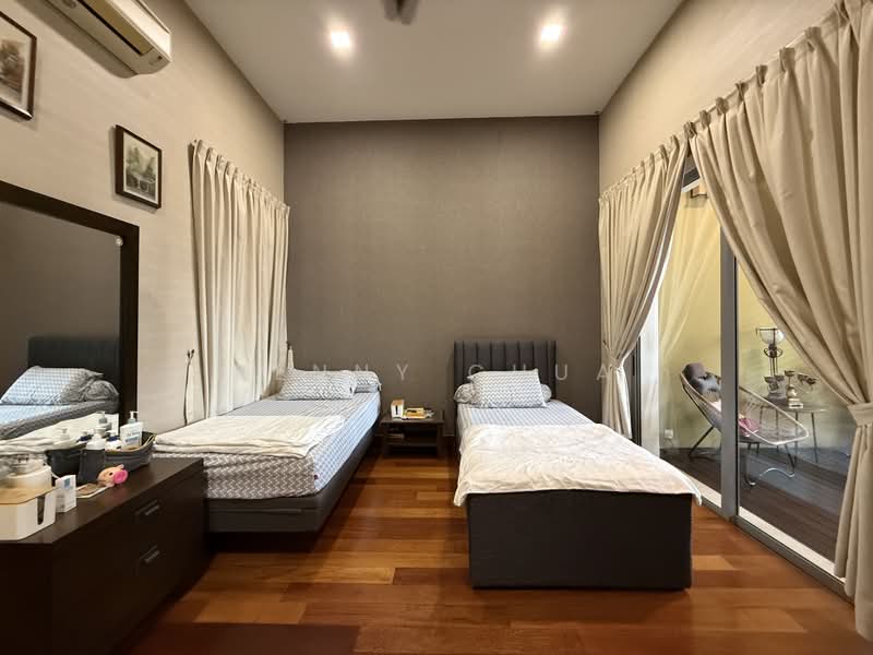 Semi-Detached House for Sale in Temasya Glenmarie (Glenmarie) - Kenny Chua - Bedroom - PropertyGuru.com.my