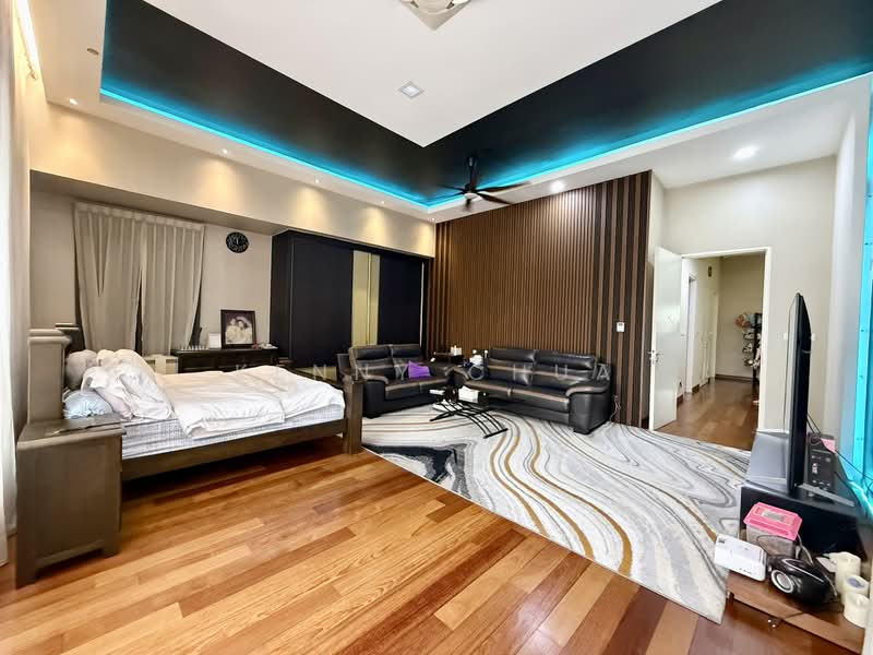 Rumah Berkembar untuk Dijual di Temasya Glenmarie (Glenmarie) - Kenny Chua - Living Room - PropertyGuru.com.my