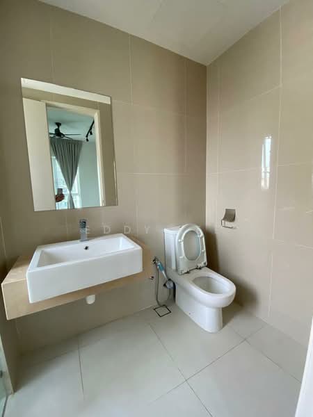 Kediaman Servis untuk Disewa di Southbank Residence - Eddy Lee - Bathroom - PropertyGuru.com.my