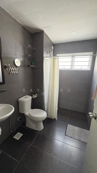 Servis Apartment untuk Disewa di Maxim Citylights - Raymond Ho - Bathroom - PropertyGuru.com.my