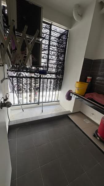 Servis Apartment untuk Disewa di Maxim Citylights - Raymond Ho - Balcony - PropertyGuru.com.my