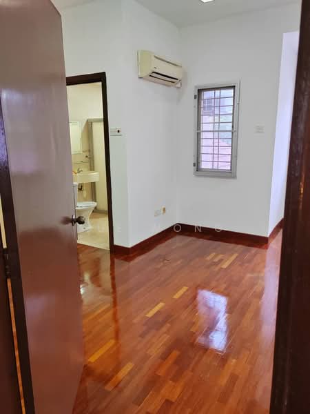 2-storey Terraced House for Sale in Taman Puchong Hartamas (Puchong) - Sue Wong - PropertyGuru.com.my