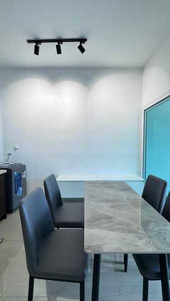 Servis Apartment untuk Disewa di Mesahill - Joan Loh - Dining Room - PropertyGuru.com.my