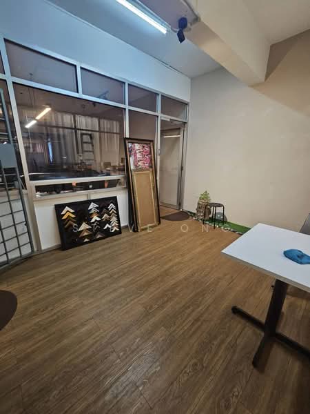 Shop for Sale in Taman Bukit Hijau (Cheras) - Steve Ong - Interior - PropertyGuru.com.my