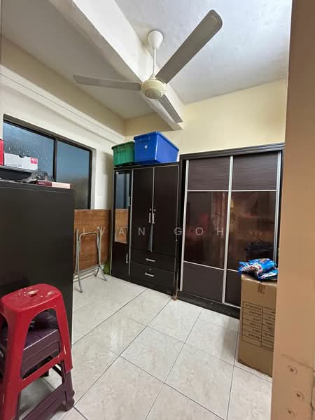 2-storey Terraced House for Sale in Taman Datuk Thamby Chik Karim (Batu Berendam) - Ivan Goh - Bedroom - PropertyGuru.com.my