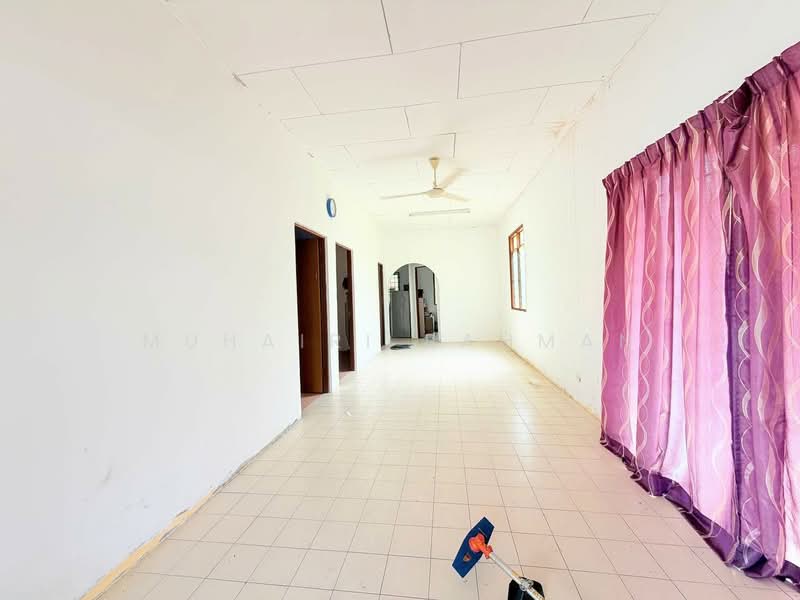 1-storey Terraced House for Sale in Bukit Beruntung (Selangor) - Muhairi Rahman - Interior - PropertyGuru.com.my