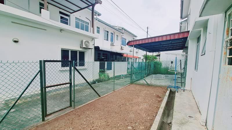 Rumah Teres 2 Tingkat untuk Dijual di Saujana Utama (Puncak Alam) - Ziana Najib - Exterior - PropertyGuru.com.my