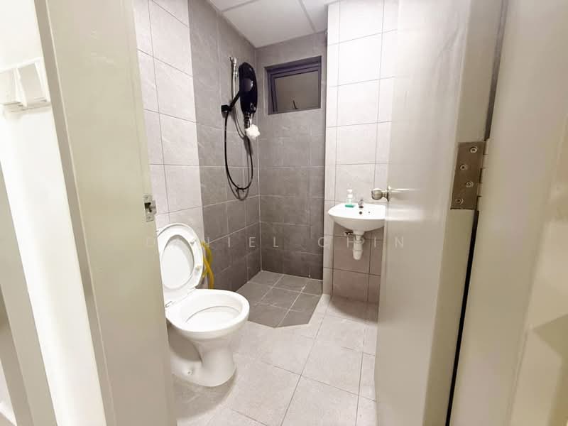 Servis Apartment untuk Disewa di Flora Residency - Daniel Chin - Bathroom - PropertyGuru.com.my