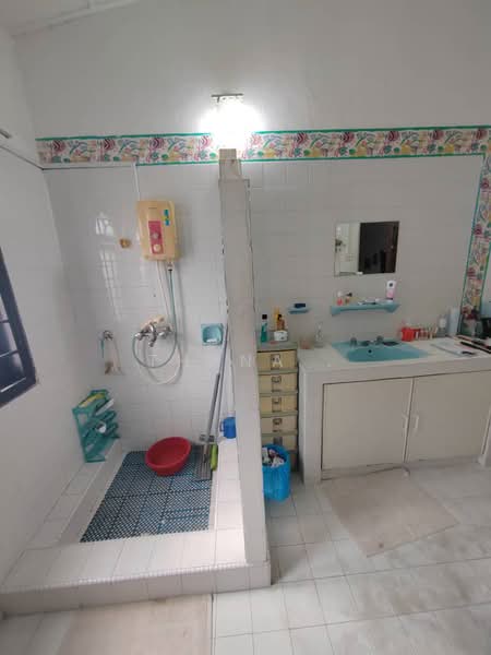 Bungalow for Sale in Seksyen 11 (Shah Alam) - Thana . - PropertyGuru.com.my