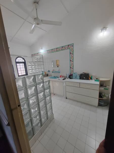 Bungalow for Sale in Seksyen 11 (Shah Alam) - Thana . - PropertyGuru.com.my