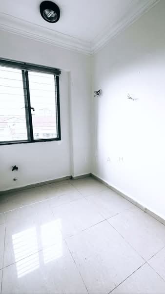 Kondominium untuk Dijual di Perdana Emerald - Miza Abdullah - Interior - PropertyGuru.com.my