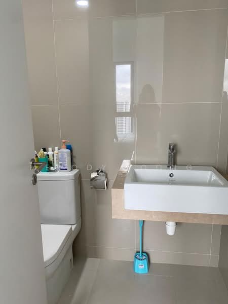 Servis Apartment untuk Disewa di Southlink - Melody Soong - Bathroom - PropertyGuru.com.my