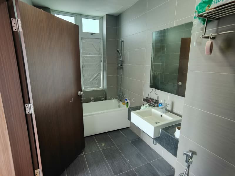 Condominium for Rent at KSL D'Esplanade Residence - Jessy Koh - Bathroom - PropertyGuru.com.my