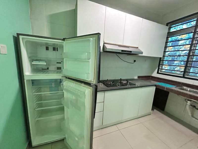 Apartment for Sale at The Pines Residence - Edward Gan - Kitchen - PropertyGuru.com.my