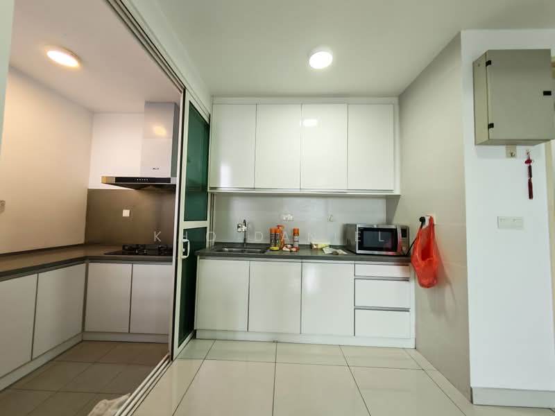 Servis Apartment untuk Dijual di Impiria Residensi Bukit Tinggi Klang - Kho Daniel - Kitchen - PropertyGuru.com.my