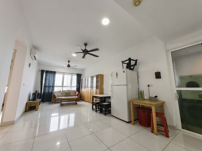 Servis Apartment untuk Dijual di Impiria Residensi Bukit Tinggi Klang - Kho Daniel - Living Room - PropertyGuru.com.my