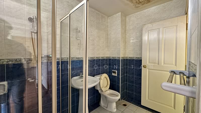 Rumah Banglo untuk Dijual di Bangsar Baru (Bangsar) - Tian Soon Tan - Bathroom - PropertyGuru.com.my