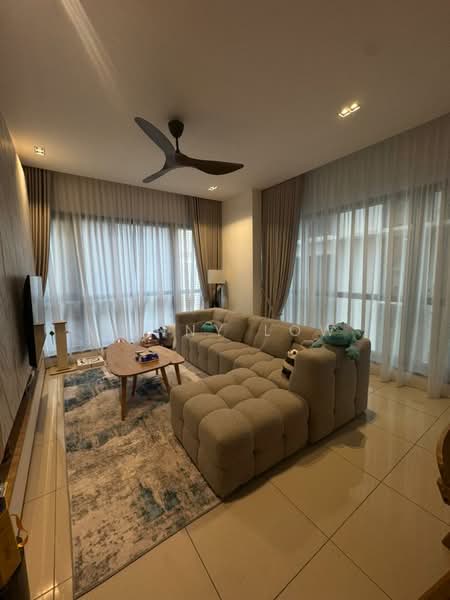 Kondominium untuk Disewa di Aria - Jenny low - Living Room - PropertyGuru.com.my