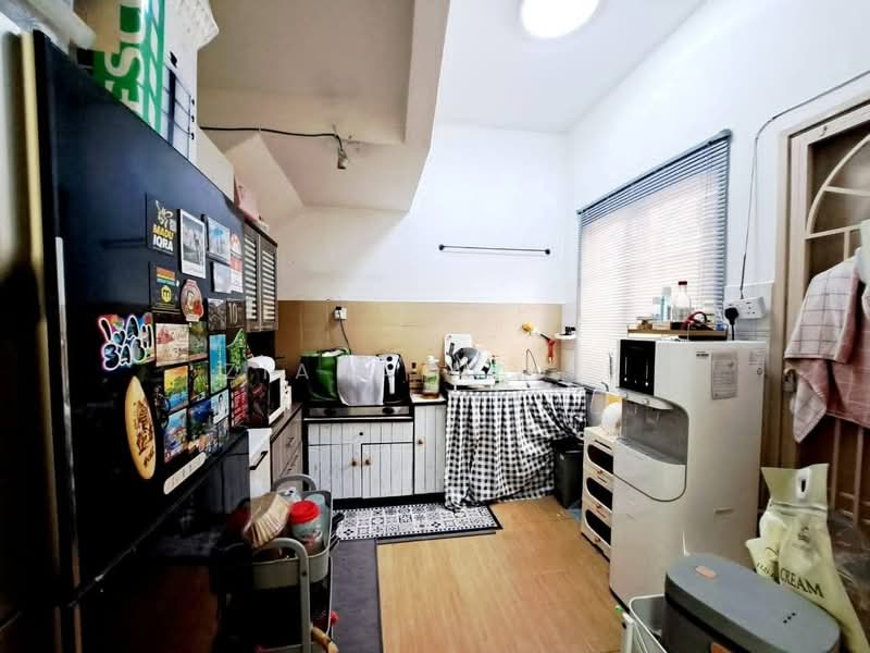 Rumah Teres 2 Tingkat untuk Dijual di Bandar Puncak Alam (Puncak Alam) - Ziana Najib - Kitchen - PropertyGuru.com.my