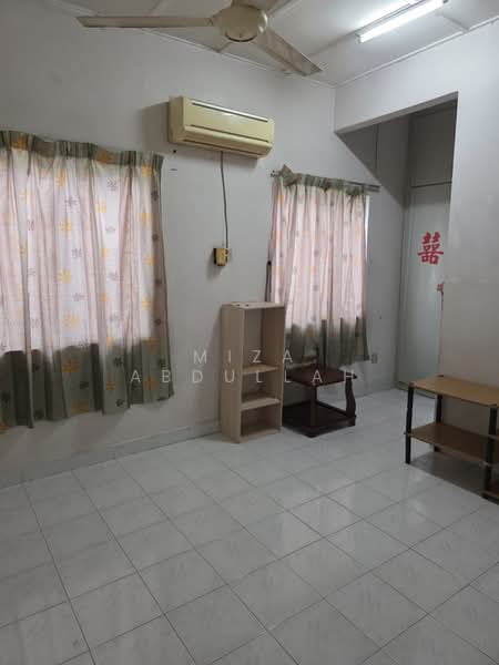 Rumah Teres 2 Tingkat untuk Dijual di U5,Taman Subang Perdana (Shah Alam) - Miza Abdullah - Interior - PropertyGuru.com.my