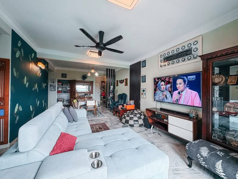Kondominium untuk Dijual di Villaria - Hazeman Omar - Living Room - PropertyGuru.com.my