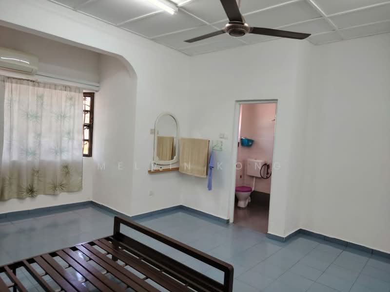 Rumah Teres 2 Tingkat untuk Disewa di Sungai Long (Bandar Sungai Long) - Melvin Kong - Bedroom - PropertyGuru.com.my