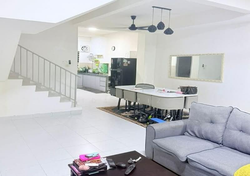 Rumah Teres 2.5 Tingkat untuk Dijual di Pontian (Johor) - Ida Aziz - Living Room - PropertyGuru.com.my