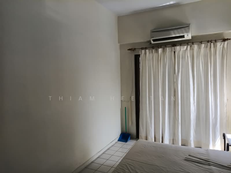 Condominium for Sale at Paradise Lagoon - Thiam Hee Tan - Bedroom - PropertyGuru.com.my