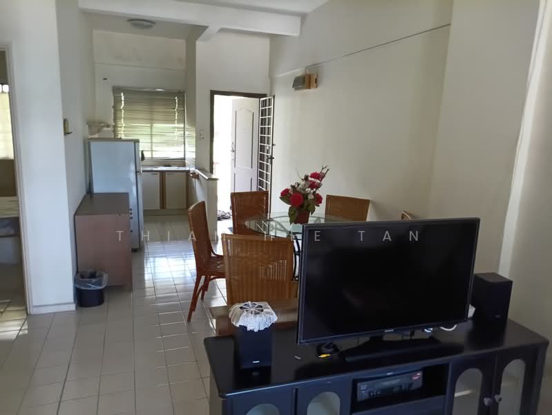 Condominium for Sale at Paradise Lagoon - Thiam Hee Tan - Kitchen - PropertyGuru.com.my