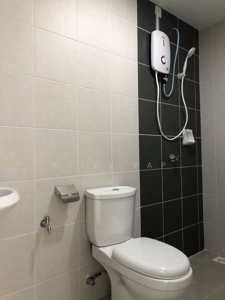 Kondominium untuk Dijual di Residensi KepongMas - Kathy Yap - Bathroom - PropertyGuru.com.my