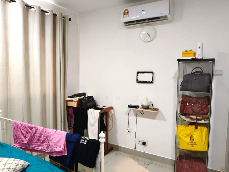 Servis Apartment untuk Dijual di Residensi Sutera 7 - Saran SK - Bedroom - PropertyGuru.com.my