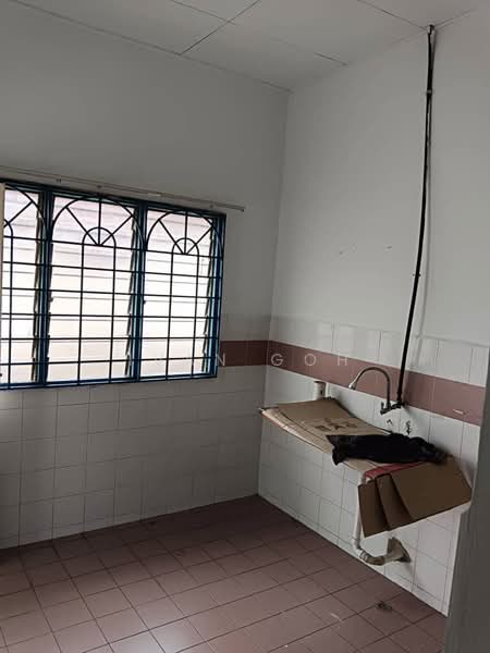 1-storey Terraced House for Sale in Taman Merdeka Jaya (Batu Berendam) - Ivan Goh - Kitchen - PropertyGuru.com.my