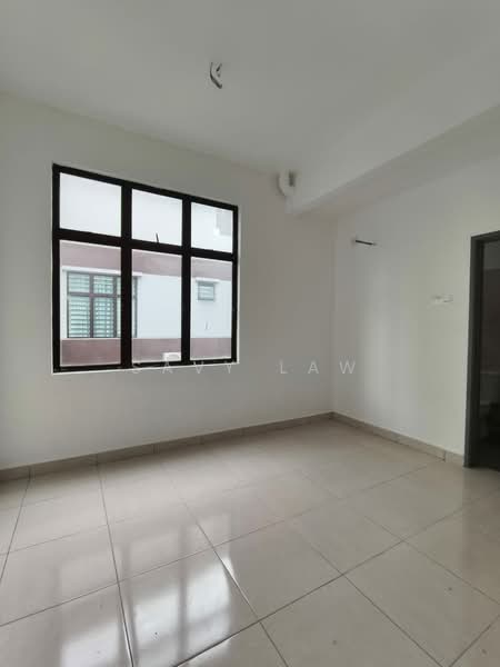 Semi-Detached House for Sale in Taman Mutiara Mas (Skudai) - Savy Law - Interior - PropertyGuru.com.my