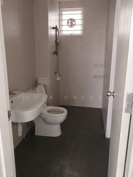 Condominium for Rent at The Regina - Peter Cheong - Bathroom - PropertyGuru.com.my