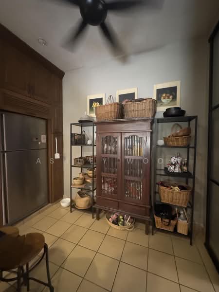 Semi-Detached House for Sale in Sri Petaling (Kuala Lumpur) - Ashley Woon - Kitchen - PropertyGuru.com.my