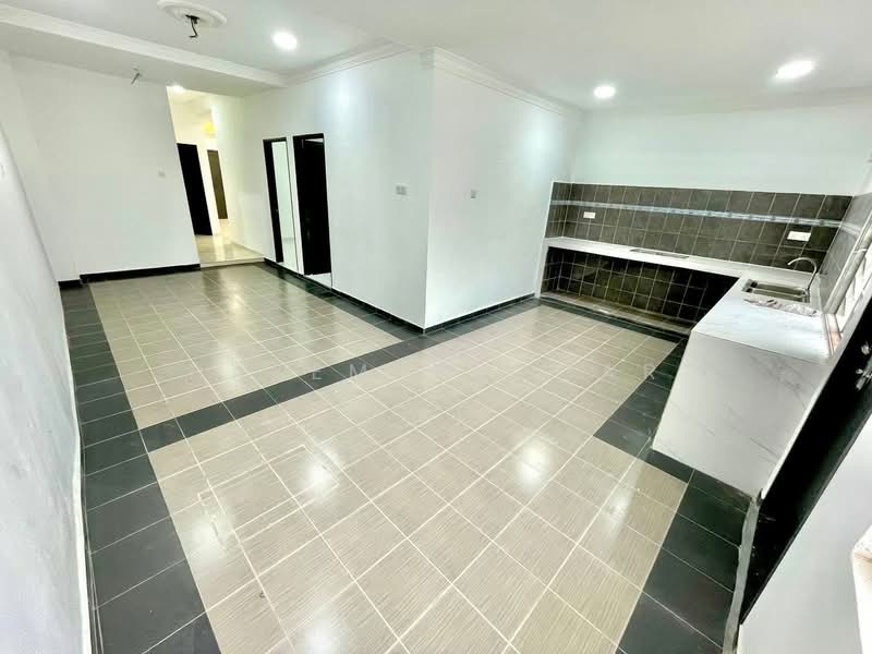 Rumah Teres 1 Tingkat untuk Dijual di Taman Nilai Perdana (Nilai) - Hazeman Omar - Interior - PropertyGuru.com.my