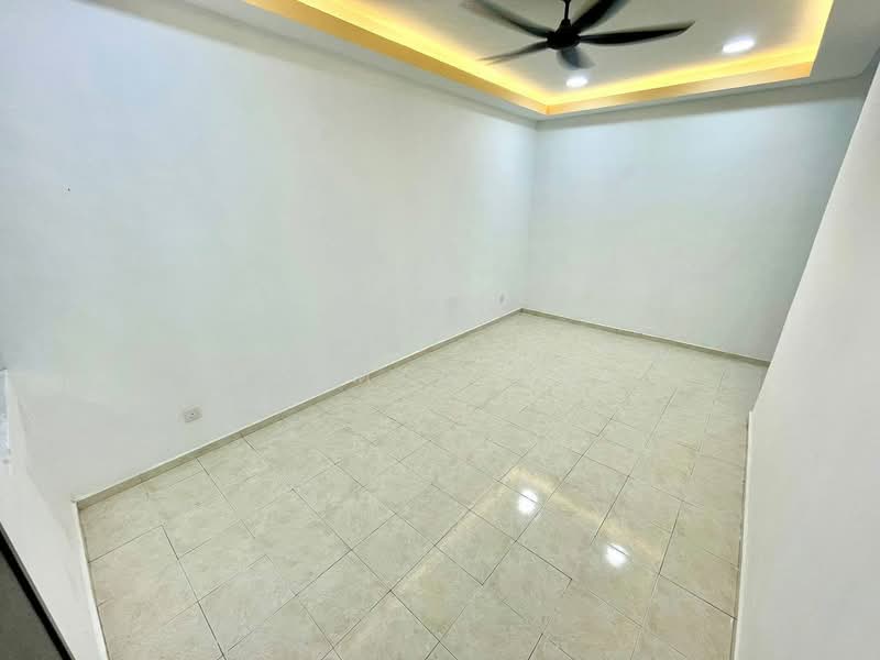 Rumah Teres 1 Tingkat untuk Dijual di Taman Nilai Perdana (Nilai) - Hazeman Omar - Interior - PropertyGuru.com.my
