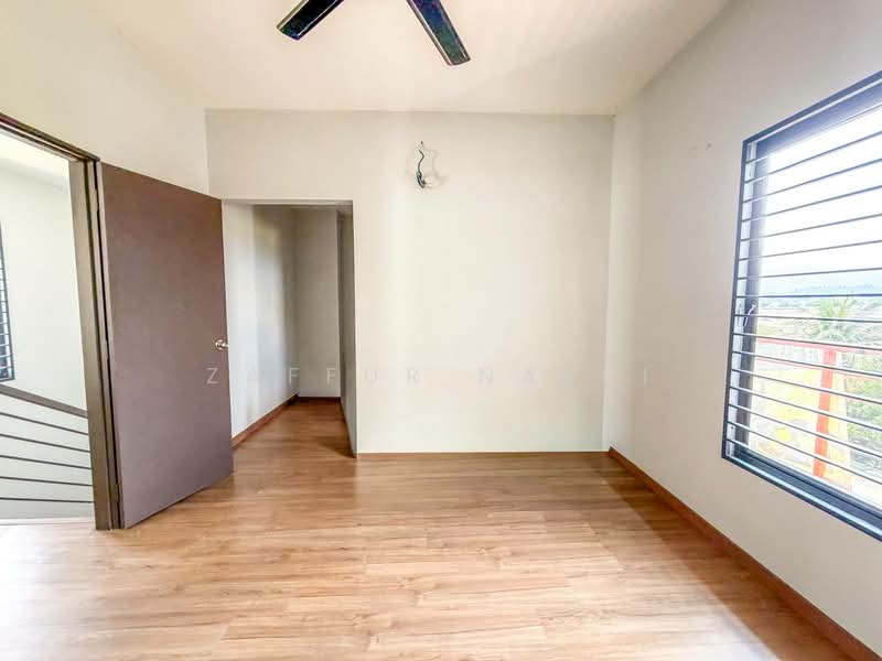Rumah Teres 3 Tingkat untuk Dijual di Batang Kali (Selangor) - Zaffur Nazri - Interior - PropertyGuru.com.my