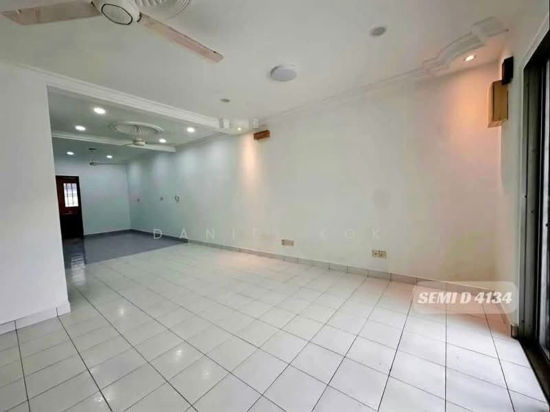 Rumah Teres 2 Tingkat untuk Dijual di Bandar Botanic (Klang) - Daniel Kok - Living Room - PropertyGuru.com.my
