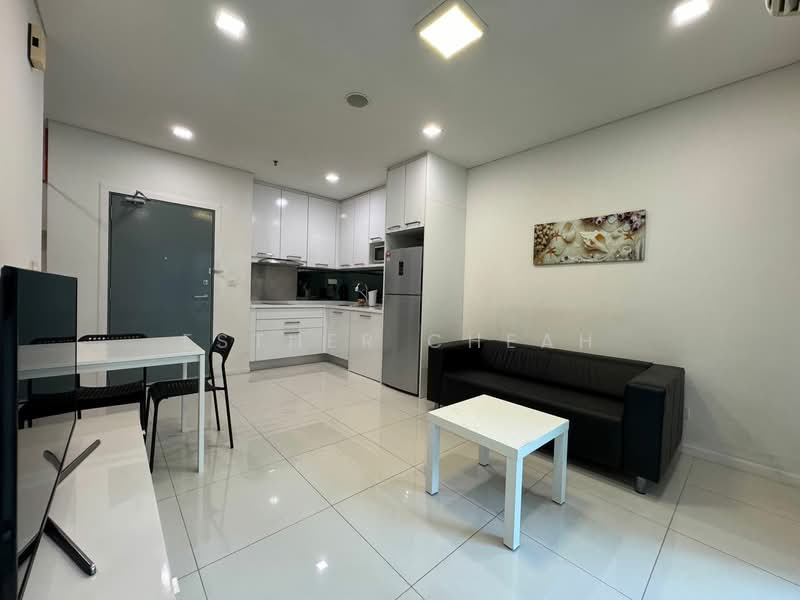 Servis Apartment untuk Dijual di Mercu Summer Suites - Esther Cheah - Living Room - PropertyGuru.com.my