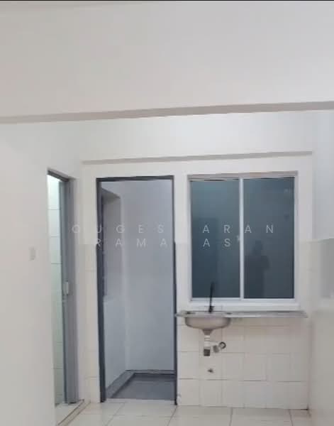 Apartment for Rent at Lakeview Apartments - YOUGESWARAN RAMADAS - Interior - PropertyGuru.com.my