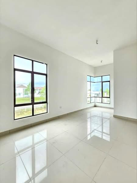 2-storey Terraced House for Sale in Taman Seri Austin (Tebrau) - Calvin Lee - PropertyGuru.com.my