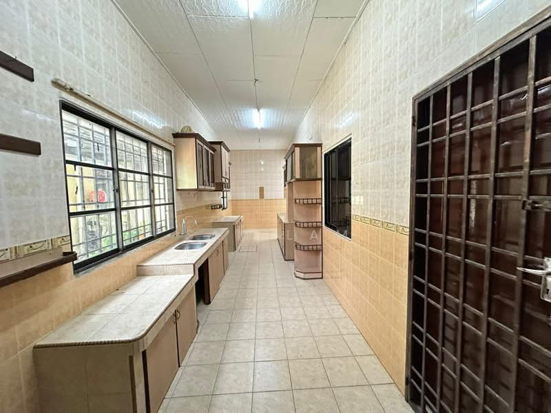 Bungalow for Sale in Bercham (Ipoh) - Sam Lam - Kitchen - PropertyGuru.com.my