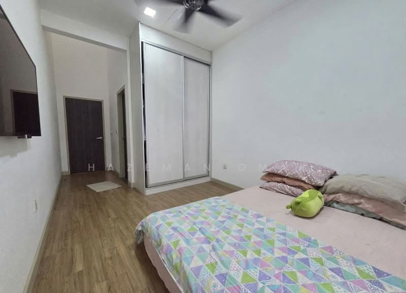 2-storey Terraced House for Sale in Denai Alam (Shah Alam) - Hazeman Omar - Bedroom - PropertyGuru.com.my