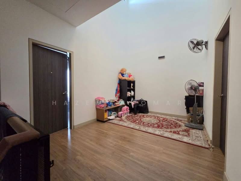 2-storey Terraced House for Sale in Denai Alam (Shah Alam) - Hazeman Omar - Interior - PropertyGuru.com.my