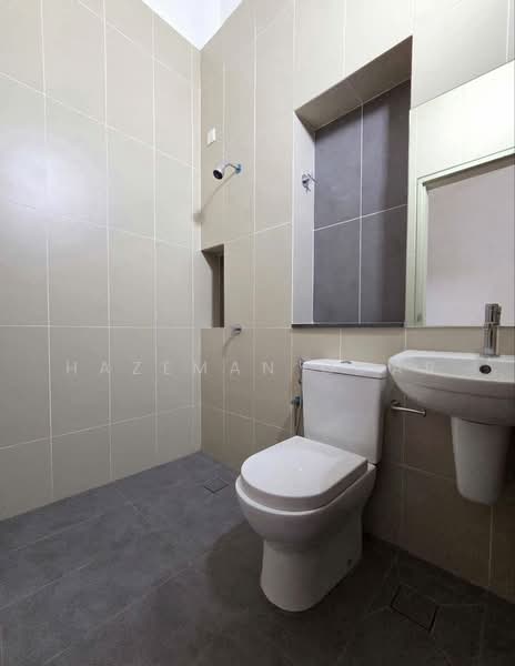 2-storey Terraced House for Sale in Denai Alam (Shah Alam) - Hazeman Omar - Bathroom - PropertyGuru.com.my